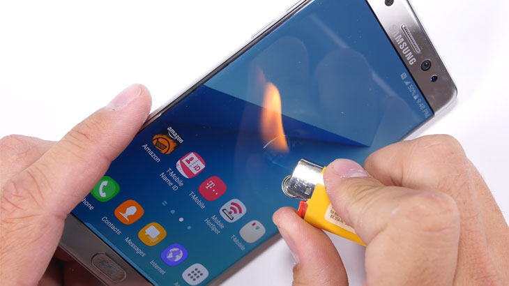 Video: Pogledajte kako Samsung Galaxy Note 7 podnosi grebanje, savijanje i vatru