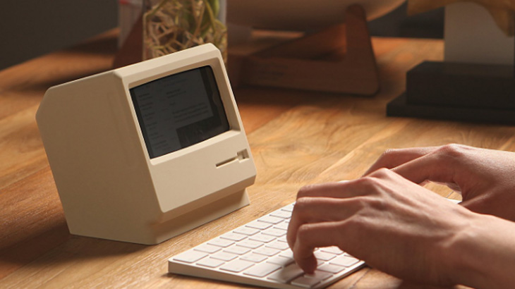 Ovaj dock za punjenje pretvorit će iPhone u legendarni Macintosh 128K